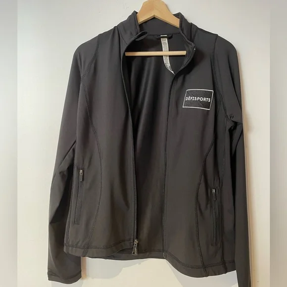 Black Jacket Size medium - Picture 1 of 7